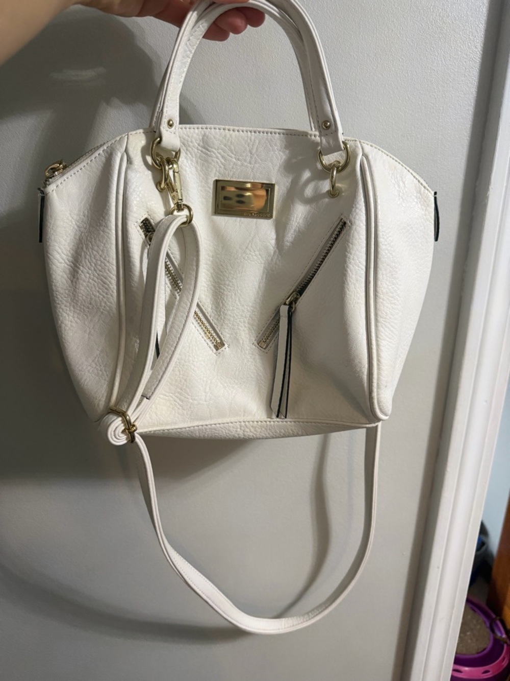 Juicy Couture White purse with Gold Hardware